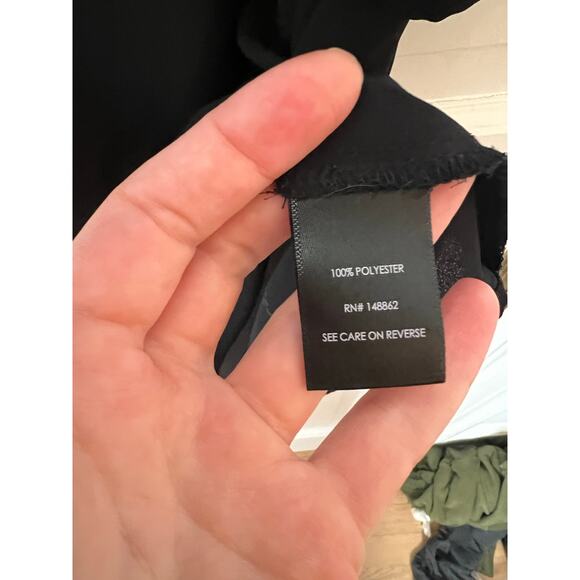 Torrid Women's 1 - 1X Black Puff Sleeve Blouse Short Sleeve V Neck Half Button - Picture 7 of 10